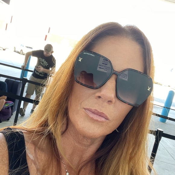 Meet your Posher, Michelle - Picture 4 of 4